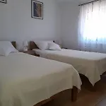 Ivo I Kata *