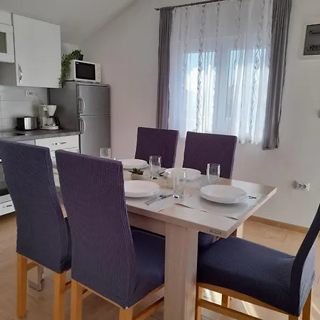Apartment Ivo I Kata *