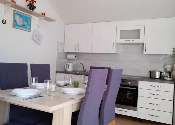 Ivo I Kata Appartement Vir